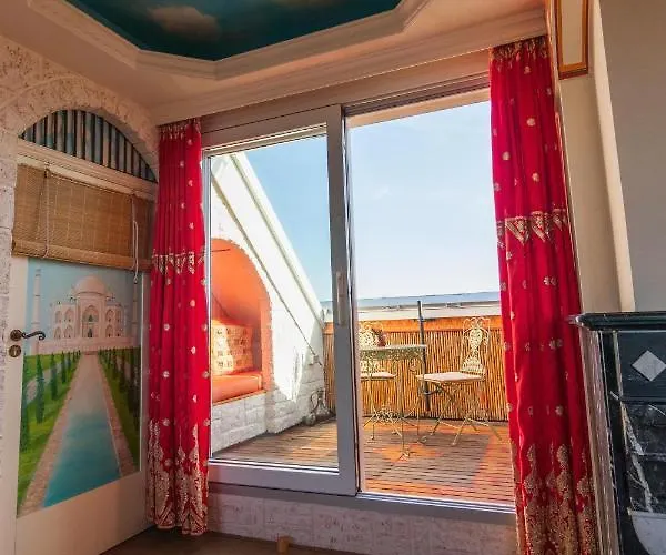 Little India 2 شقة *