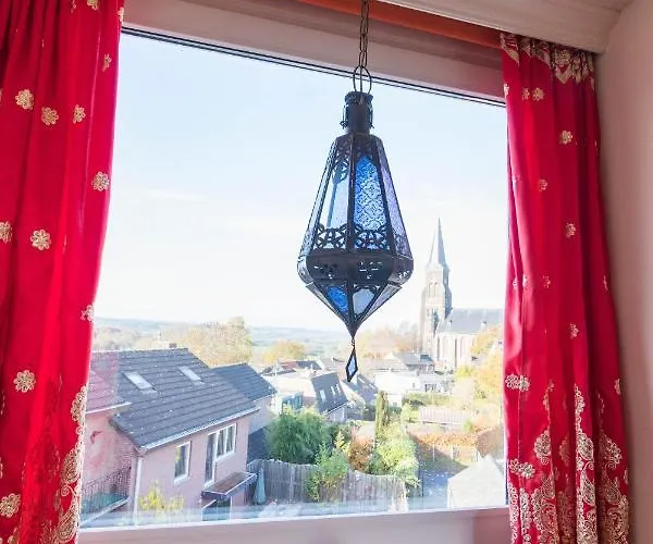 Little India 2 فِيْلين